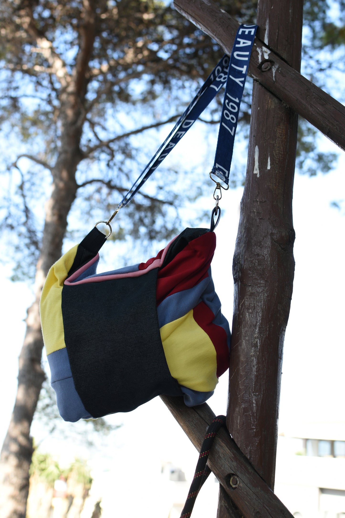 Τσάντα “Color Patch” – Χειροποίητη και Μοναδική