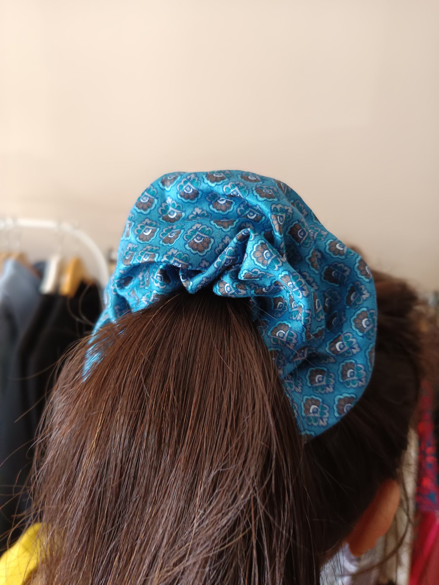 "Νεφελη"αέρινο scrunchie
